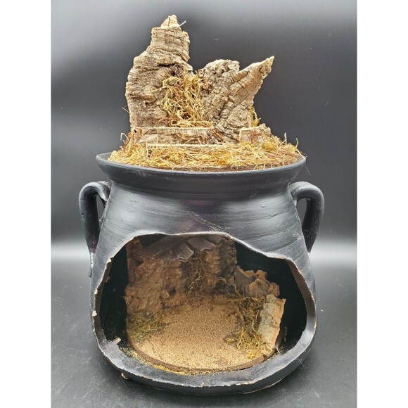 Vtg Nativity Manger Scene Cut Out Pottery Music Box "Silent Night" Christmas - Picture 1 of 12